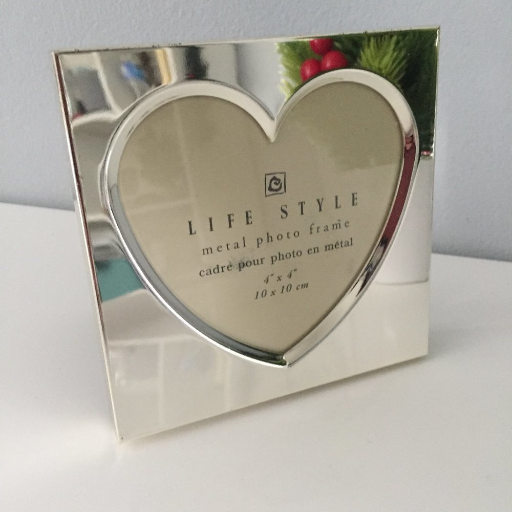 Silver metal photo frame